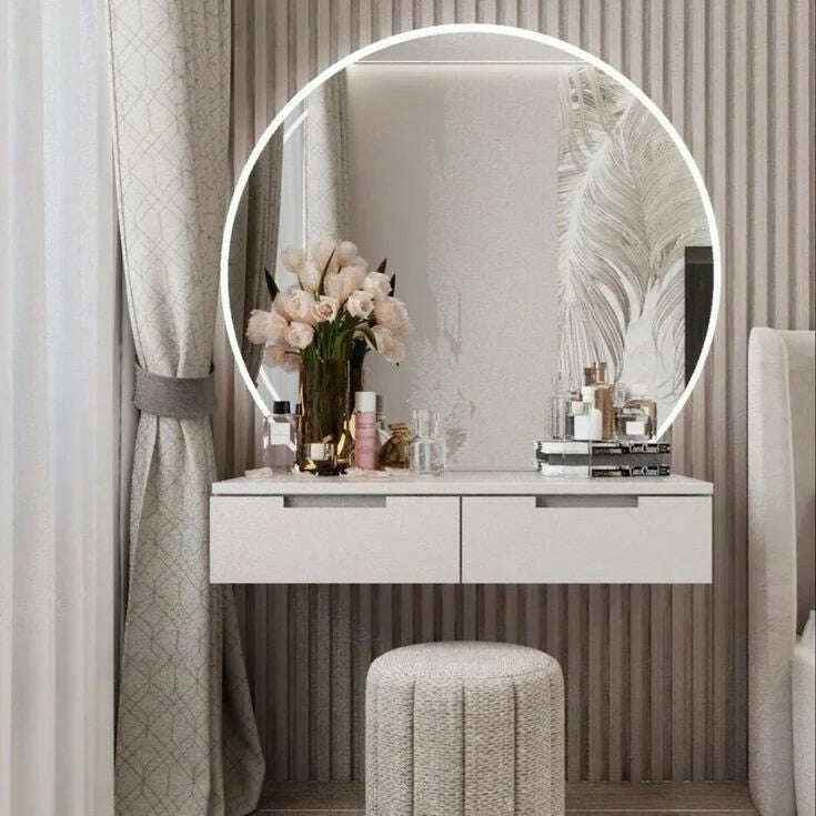 mary-vanity